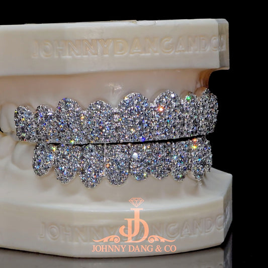 Flawless Mosaic Set Grillz White Gold (Pull Out)