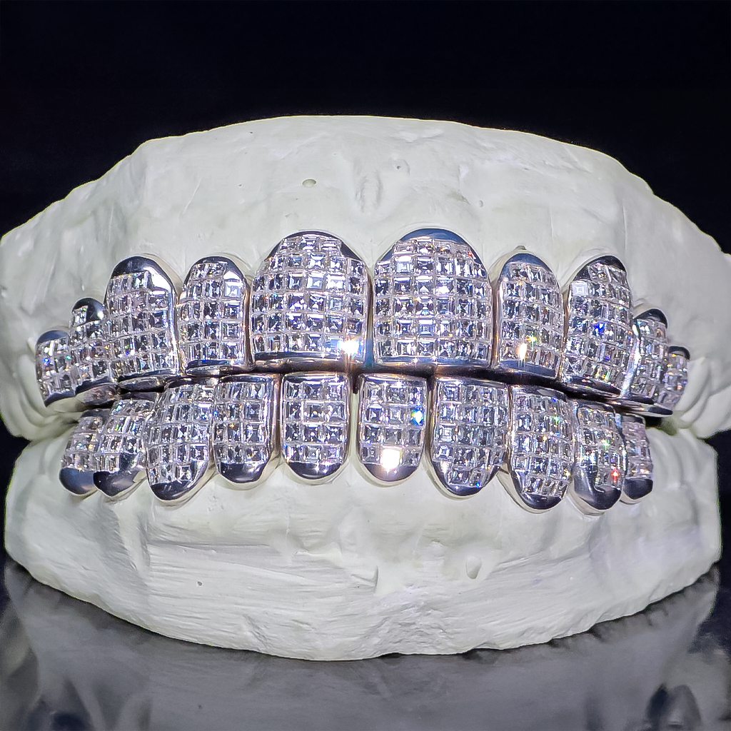 Flawless "Carre Cut" Invisible Set Grillz White Gold (Perm) ✅
